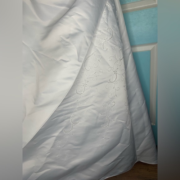 Michaelangelo T8615 Wedding Dress Satin A-line gown White Size 10 - Picture 9 of 11